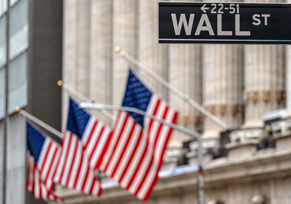 wall street wall st sign and broadway street ove 2022 12 16 03 25 41 utc | Bogart Wealth